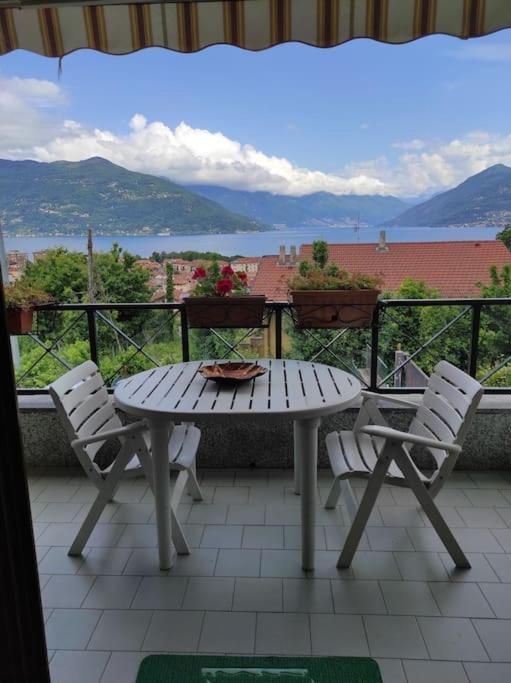 Appartamento Vista Lago Germignaga Exterior photo